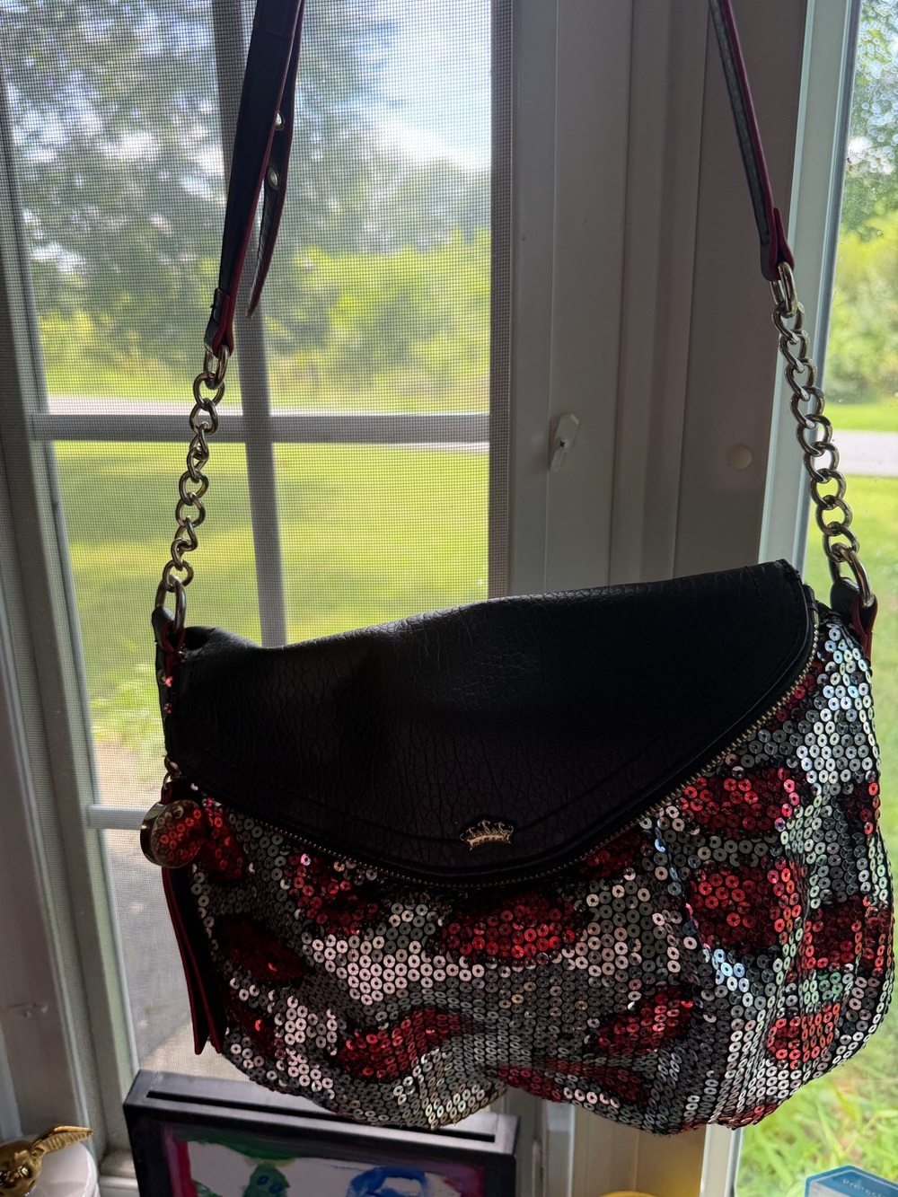 Juicy Couture lips sequin crossbody